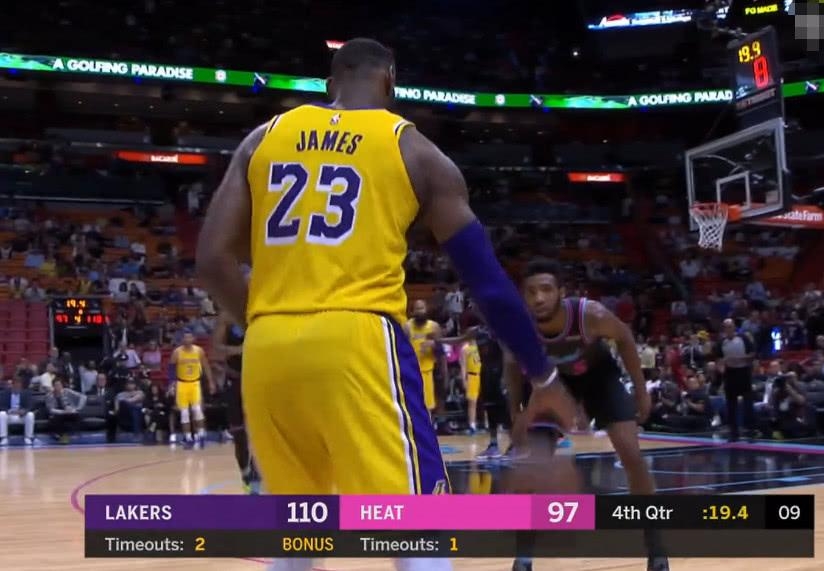  兰斯定位球战术奏效，击败保级对手